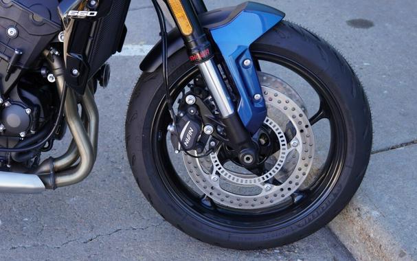 2025 Triumph Trident 660