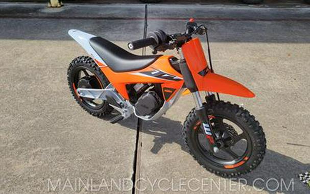 FIRST LOOK! THE ALUMINUM FRAMED 2024 KTM SX-E 2 IS COMING SOON