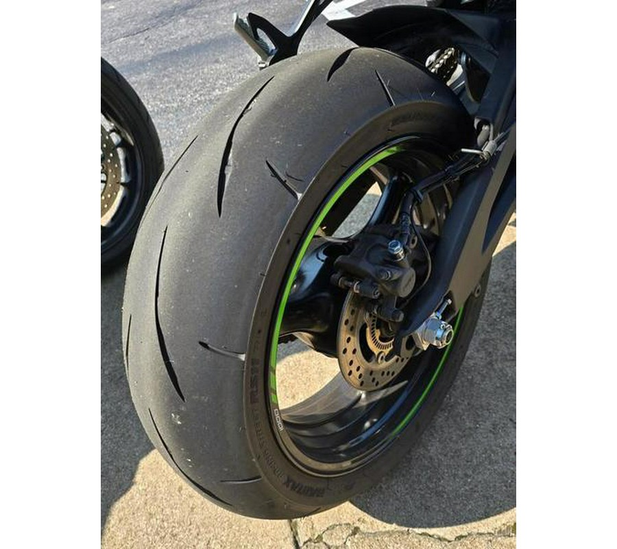 2024 Kawasaki Ninja® ZX™-10R