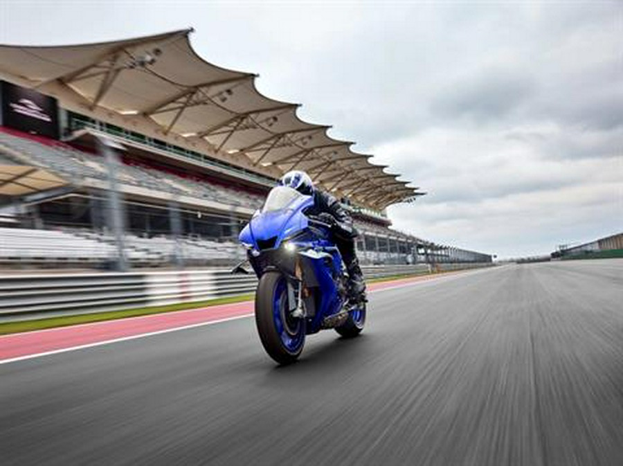 2025 Yamaha YZF-R1