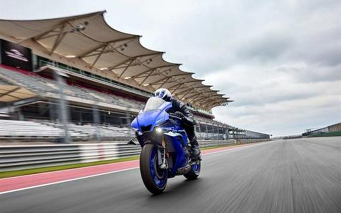 2025 Yamaha YZF-R1