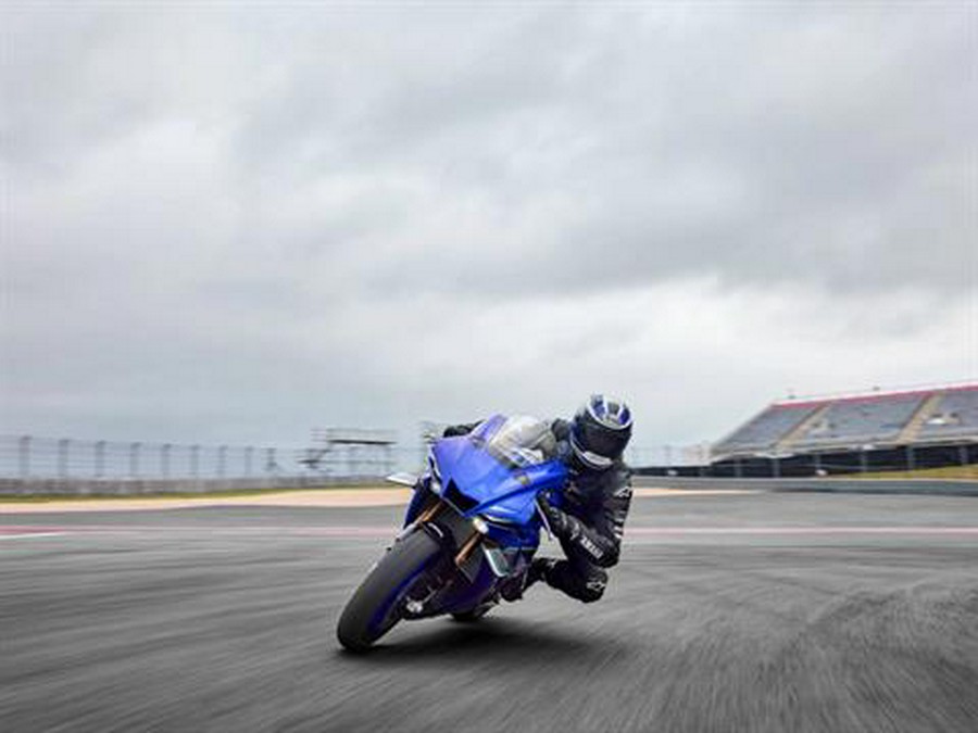 2025 Yamaha YZF-R1