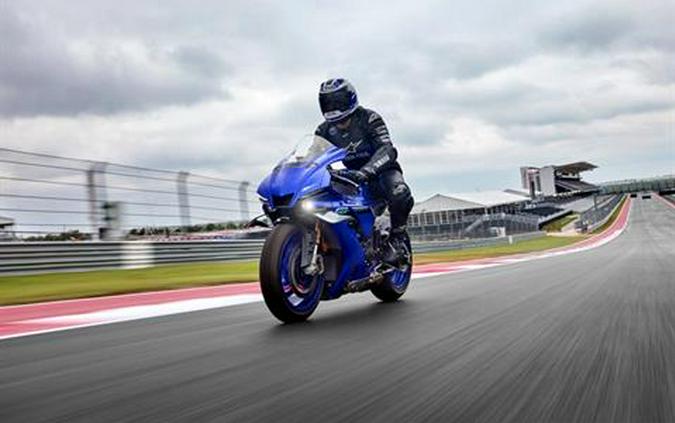 2025 Yamaha YZF-R1