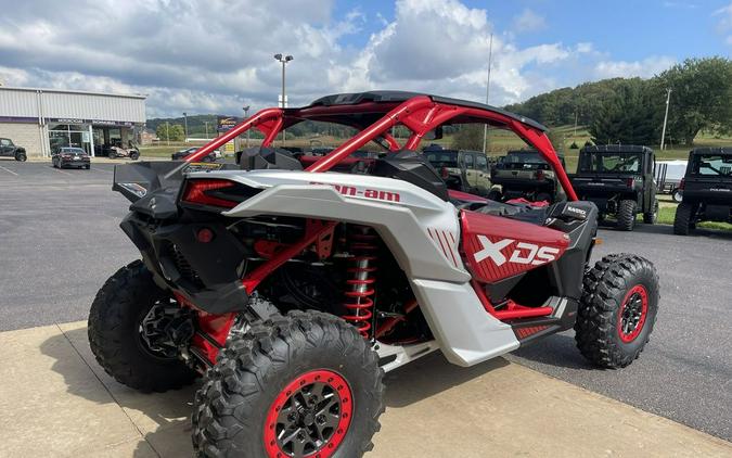 2025 Can-Am® Maverick X3 X DS Turbo RR With Smart-Shox Fiery Red & Hyper Silver