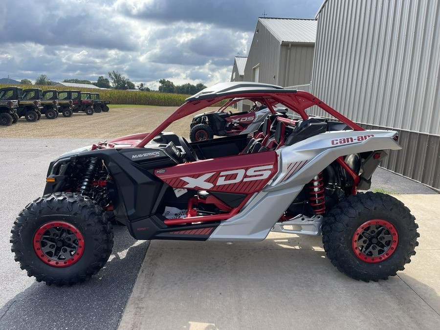 2025 Can-Am® Maverick X3 X DS Turbo RR With Smart-Shox Fiery Red & Hyper Silver