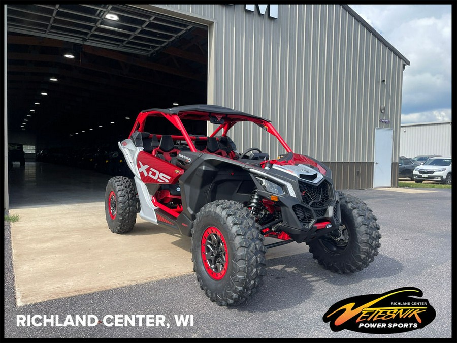 2025 Can-Am® Maverick X3 X DS Turbo RR With Smart-Shox Fiery Red & Hyper Silver