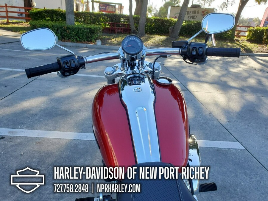 2025 Harley-Davidson® Breakout™