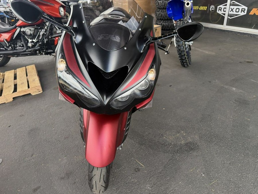 2025 Kawasaki Ninja® ZX™-14R ABS