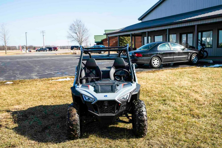 2024 Polaris RZR 200 EFI