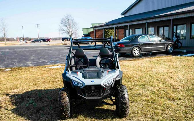 2024 Polaris RZR 200 EFI