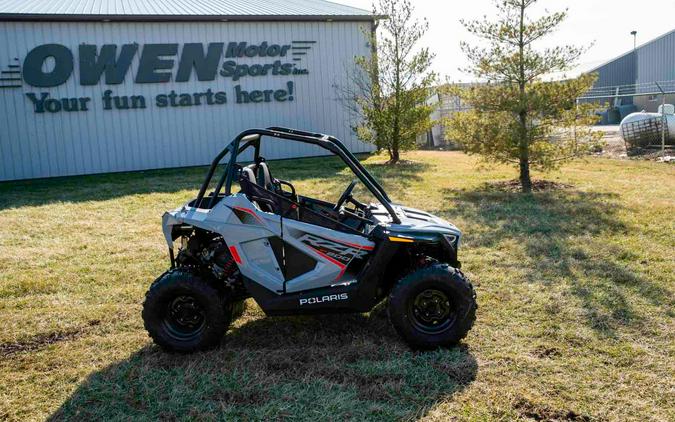 2024 Polaris RZR 200 EFI