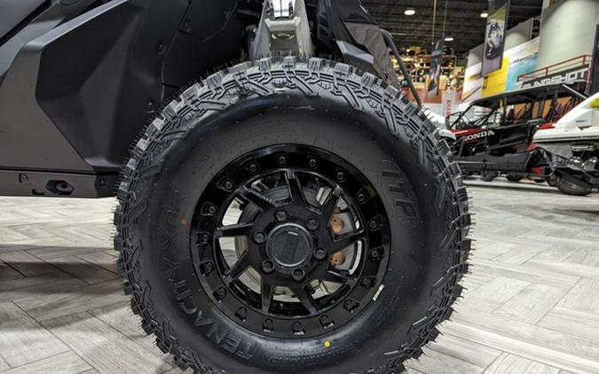 2024 Can-Am Maverick R X Triple Black