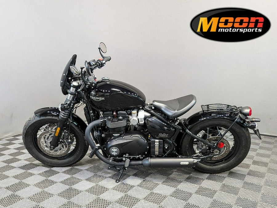 2018 Triumph Bonneville Bobber Jet Black