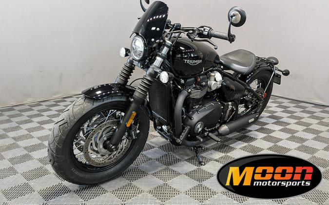 2018 Triumph Bonneville Bobber Jet Black