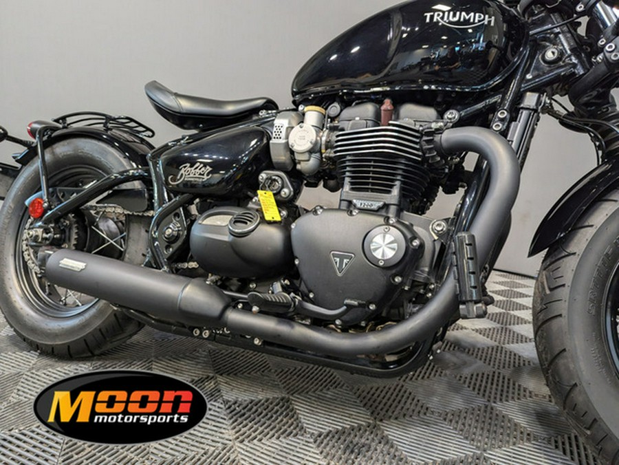 2018 Triumph Bonneville Bobber Jet Black