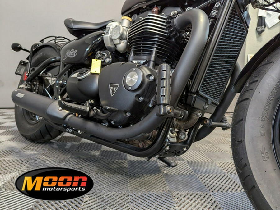 2018 Triumph Bonneville Bobber Jet Black