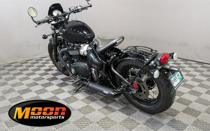 2018 Triumph Bonneville Bobber Jet Black