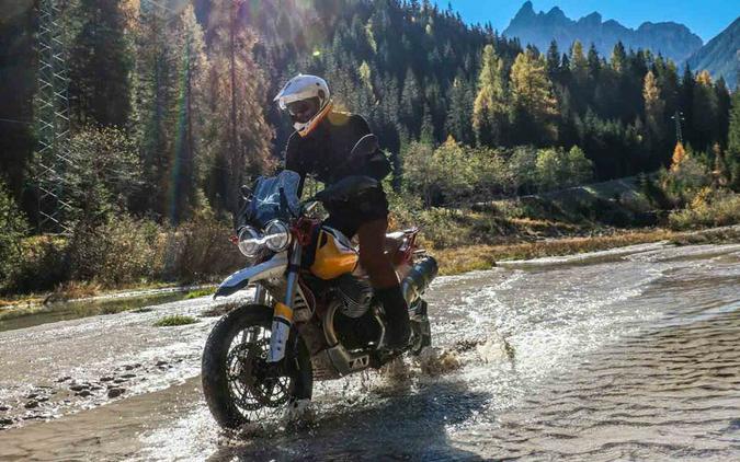 2020 Moto Guzzi V85 TT Adventure