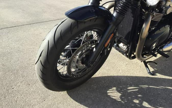 2023 Triumph Bonneville Bobber Matte Storm Grey/Matte Ironstone