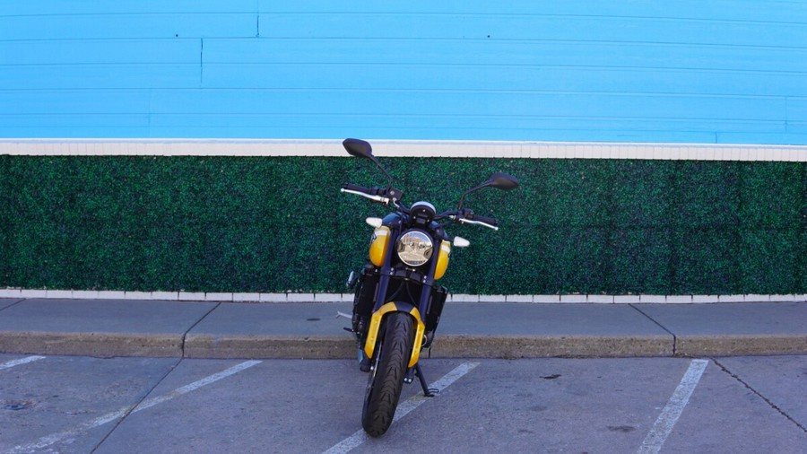 2025 Triumph Trident 660