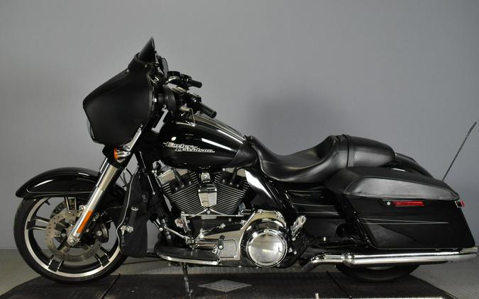 2016 Harley-Davidson Street Glide Special Vivid Black