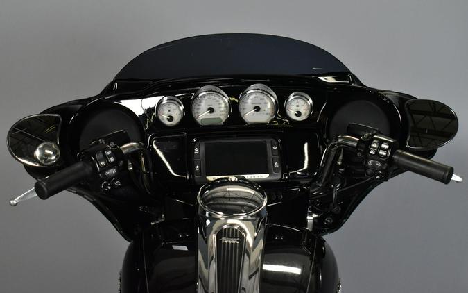 2016 Harley-Davidson Street Glide Special Vivid Black