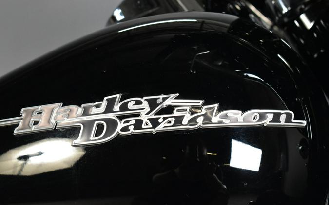 2016 Harley-Davidson Street Glide Special Vivid Black