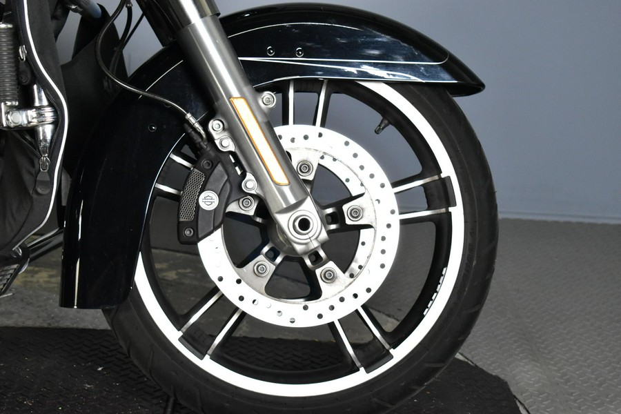 2016 Harley-Davidson Street Glide Special Vivid Black
