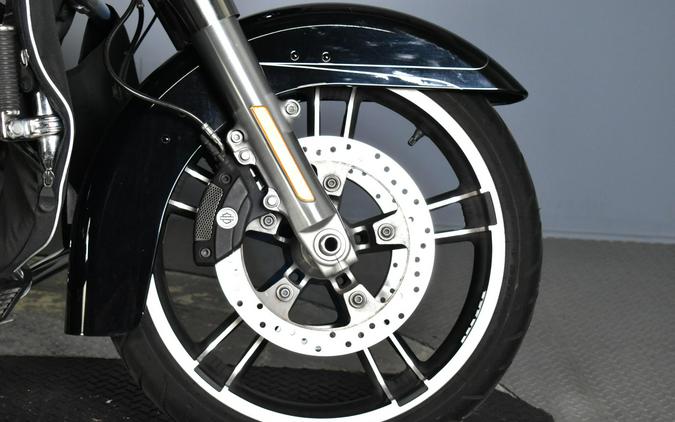 2016 Harley-Davidson Street Glide Special Vivid Black
