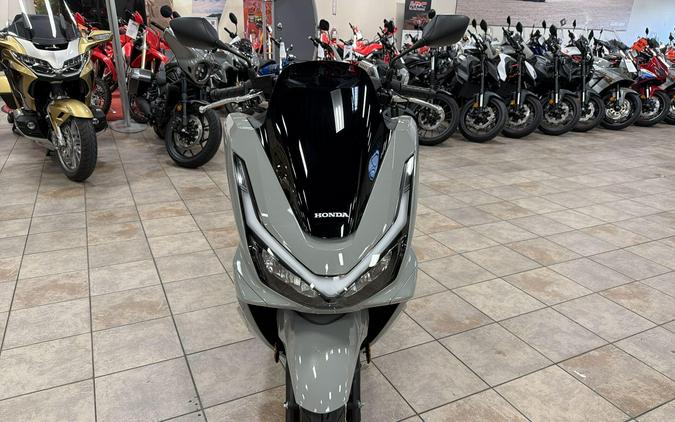 2026 Honda PCX ABS