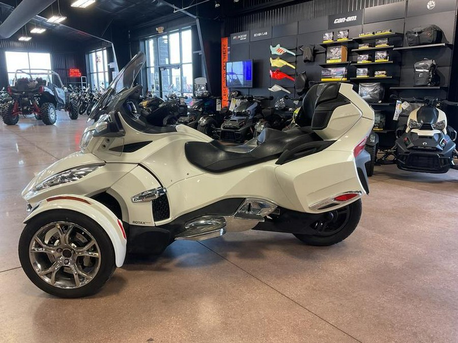 2019 Can-Am® Spyder® RT Limited Chrome