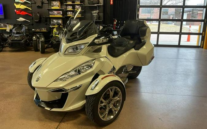 2019 Can-Am® Spyder® RT Limited Chrome