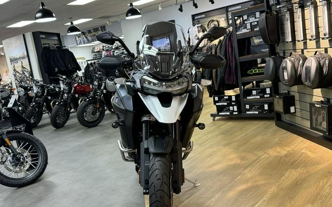 2024 Triumph Tiger 1200 GT Explorer Snowdonia White