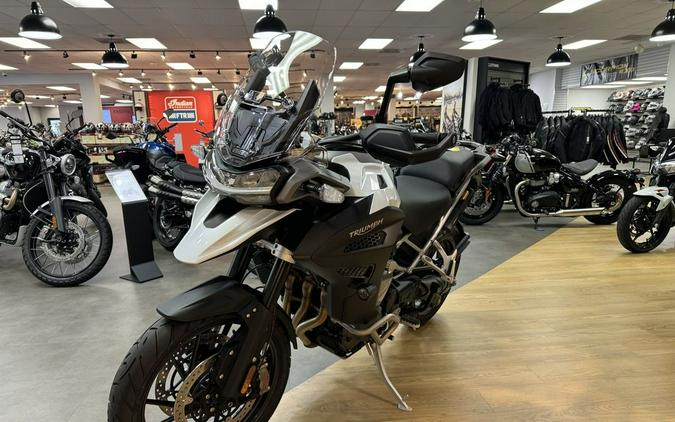 2024 Triumph Tiger 1200 GT Explorer Snowdonia White