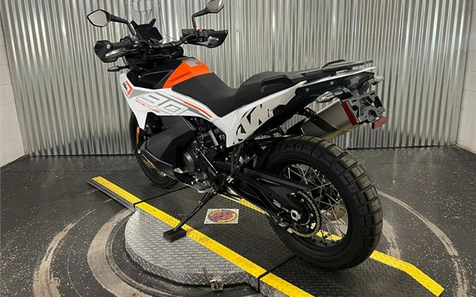 2024 KTM 790 Adventure