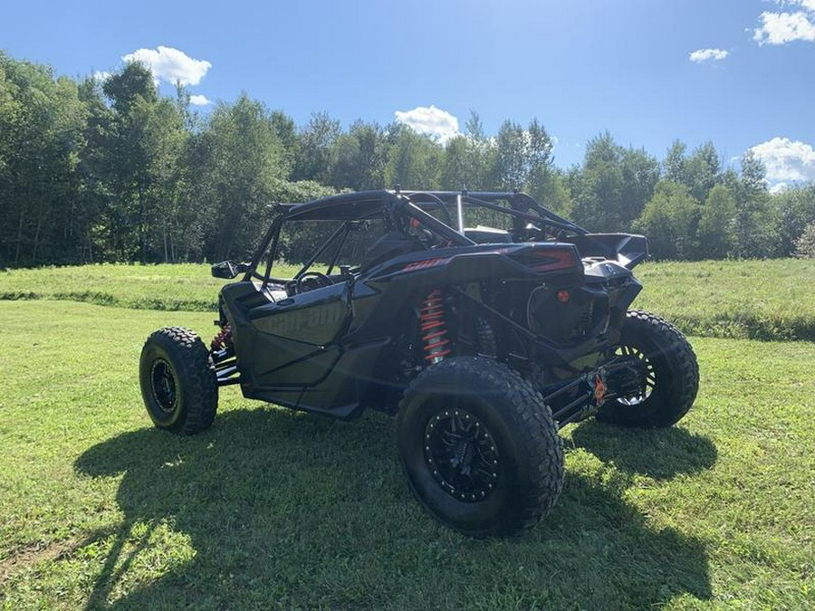 2018 Can-Am® Maverick™ X3 X™ RS TURBO R