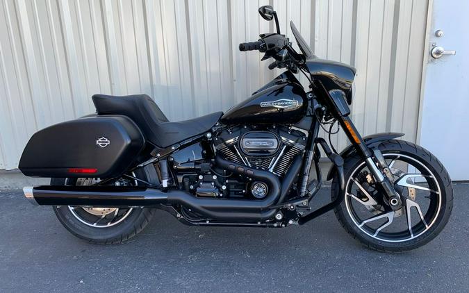 2018 Harley-Davidson® FLSB - Softail® Sport Glide™