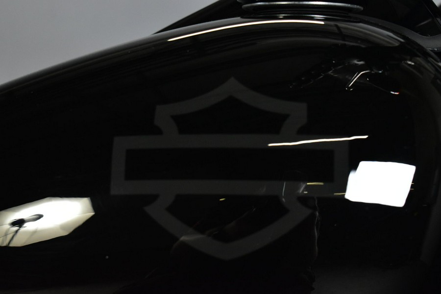 2018 Harley-Davidson Fat Bob 114 Vivid Black
