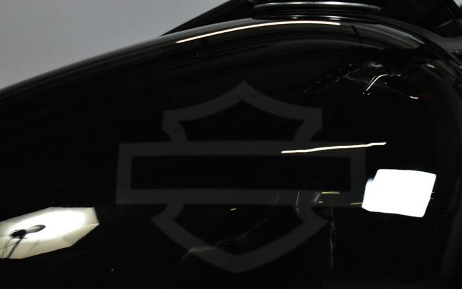 2018 Harley-Davidson Fat Bob 114 Vivid Black