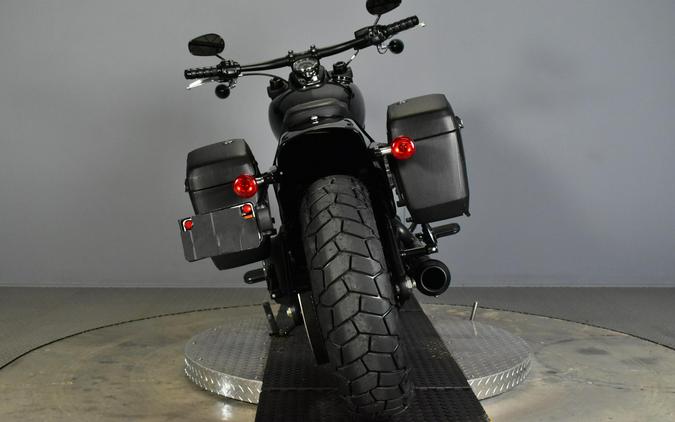 2018 Harley-Davidson Fat Bob 114 Vivid Black