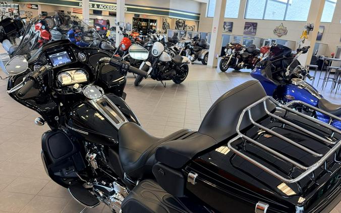 2022 Harley-Davidson Road Glide Limited FLTRK