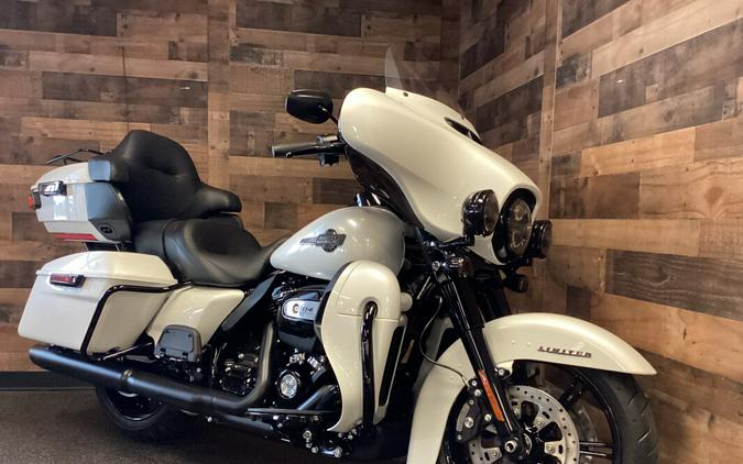 2024 Harley-Davidson Ultra Limited White Onyx Pearl FLHTK