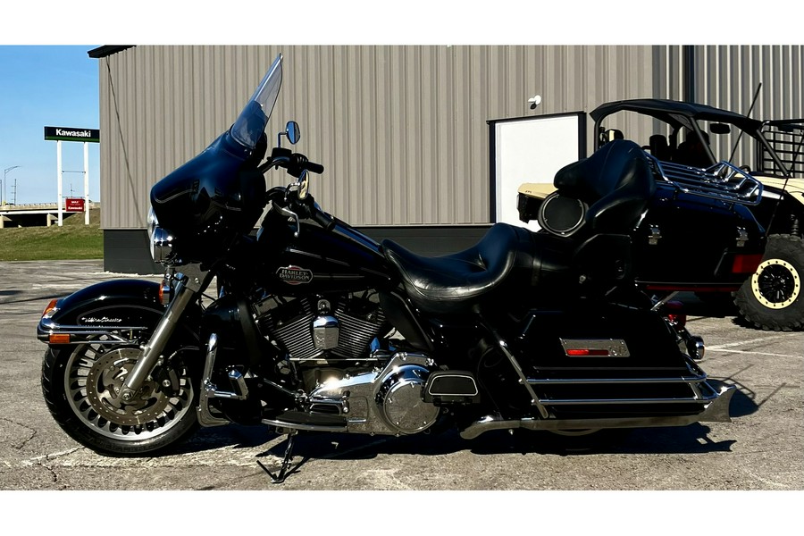 2009 Harley-Davidson® FLHTCU - Electra Glide Ultra Classic