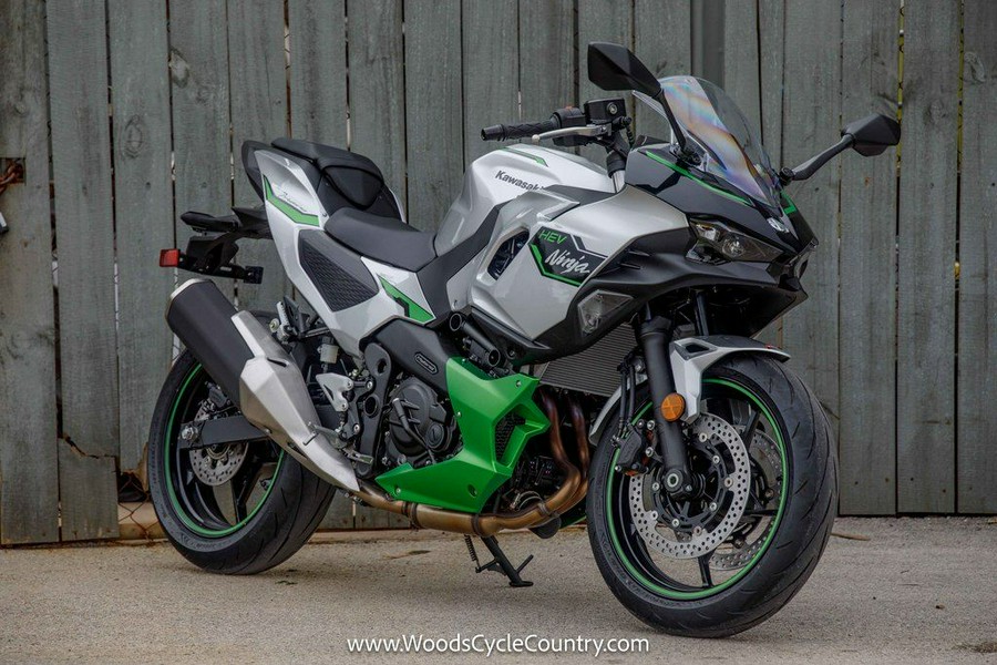 2024 Kawasaki Ninja® 7 Hybrid ABS