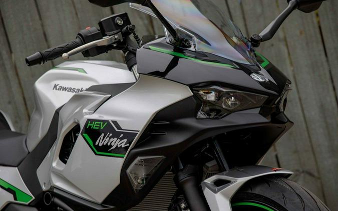 2024 Kawasaki Ninja® 7 Hybrid ABS