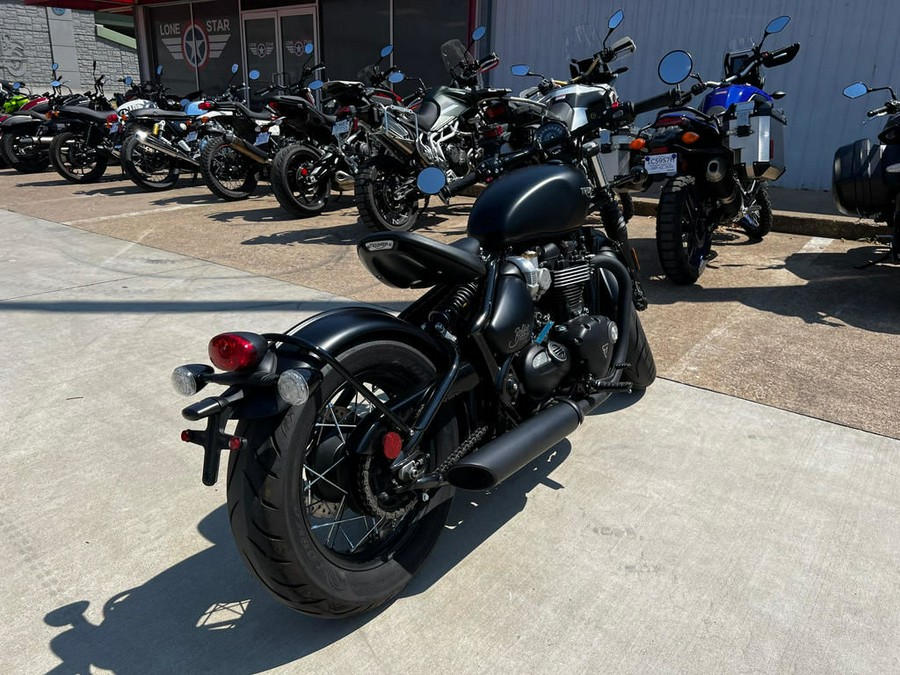 2018 Triumph Bonneville Bobber Black Jet Black