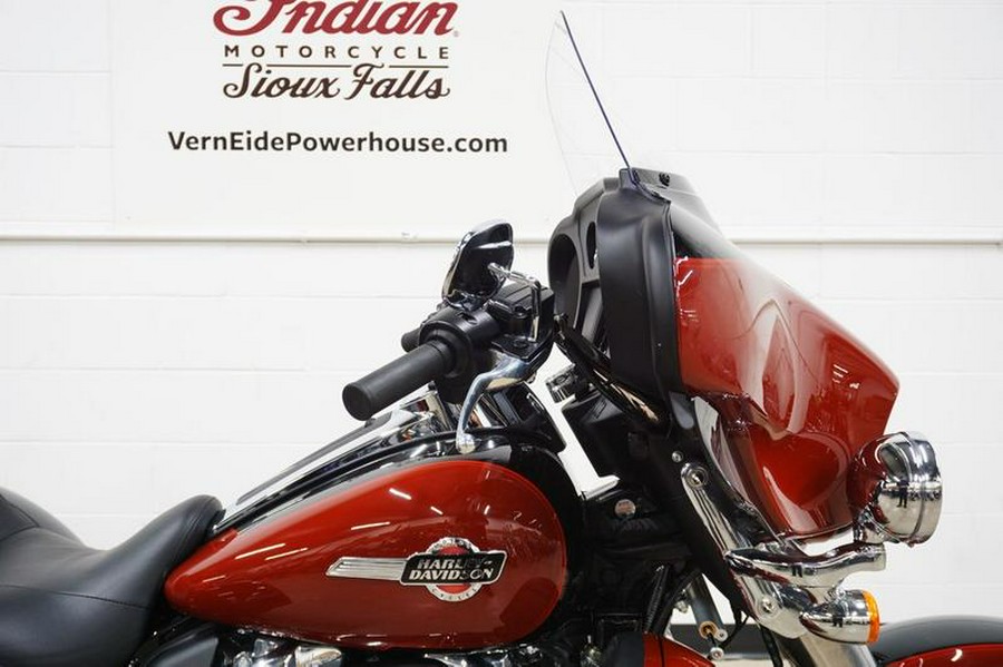 2024 Harley-Davidson® FLHTCUTG - Tri Glide® Ultra