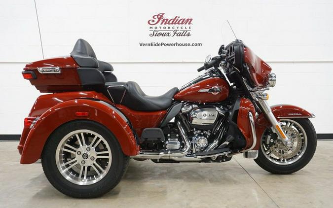 2024 Harley-Davidson Trike FLHTCUTG - Tri Glide Ultra