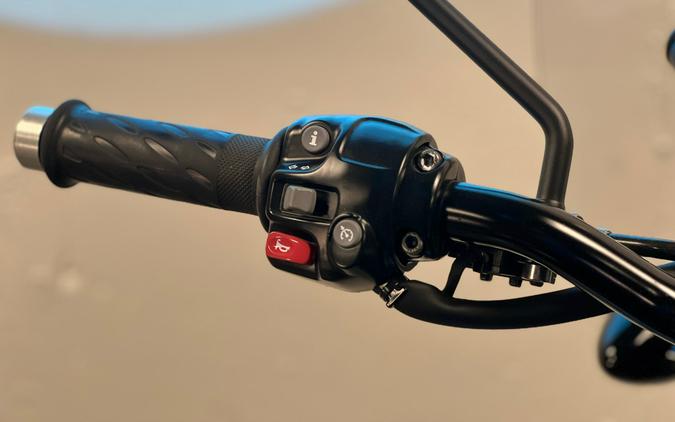 2023 Triumph Bonneville T120 Black