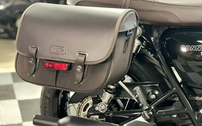 2023 Triumph Bonneville T120 Black